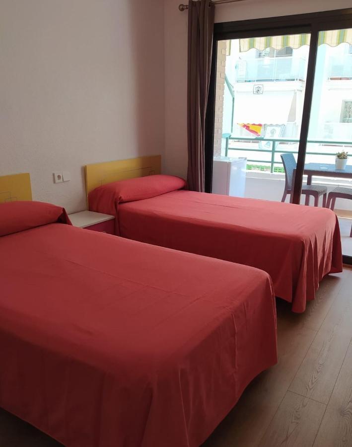 Hostal Rosa Villajoyosa Esterno foto